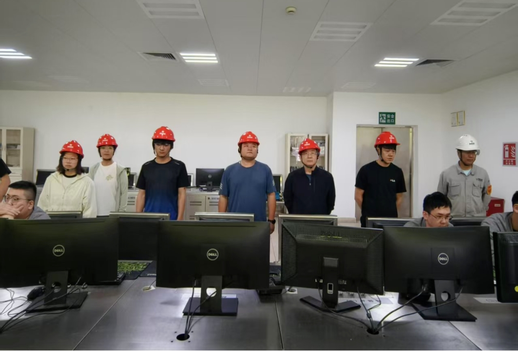 兄弟单位来访交流“五星班组”建设 共促管理水平提升